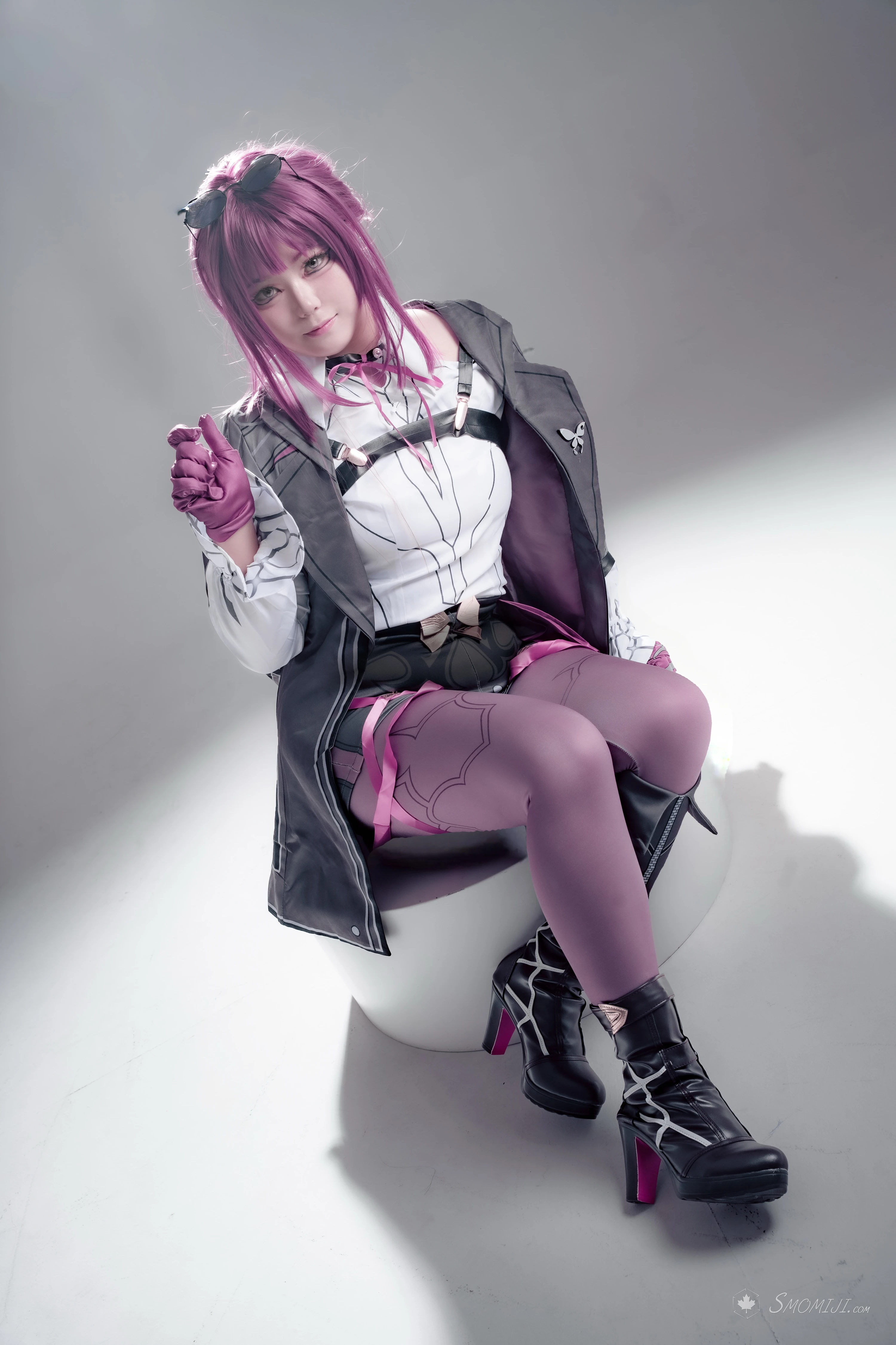 250823_카프카_블레이드_스튜촬-A컷-카프카-Final-3